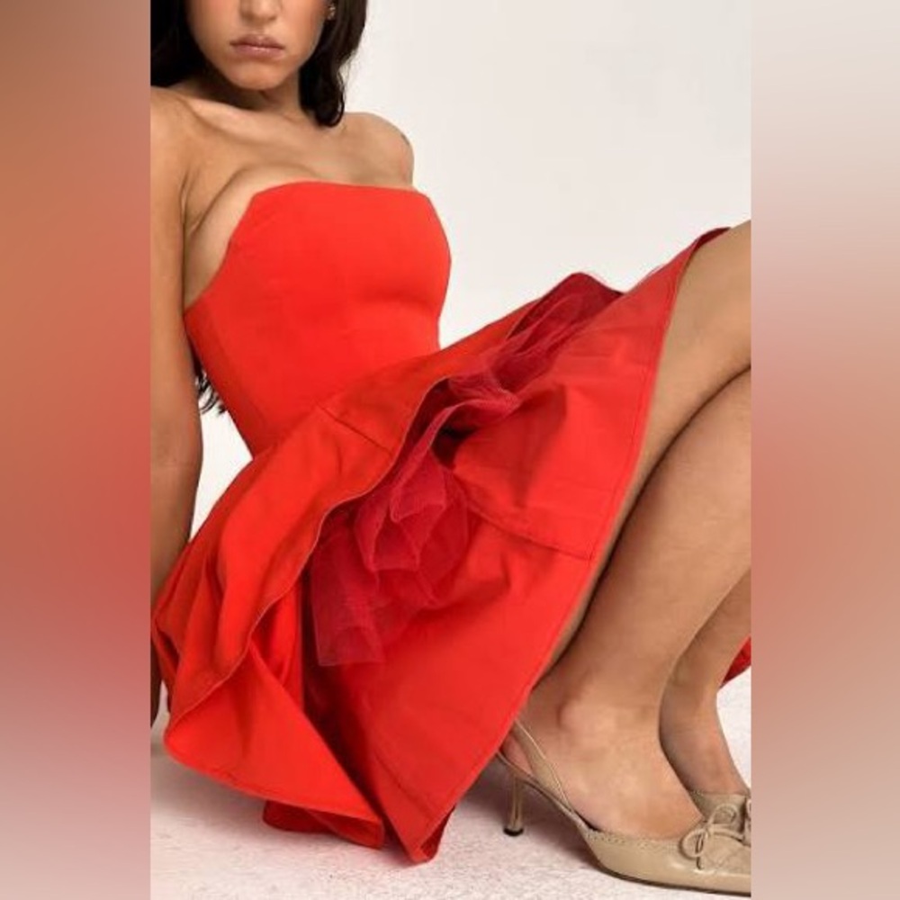 House of CB Emmanuela Italian Tomato Red Strapless Pleated Mini Dress (Small) - Picture 5 of 5